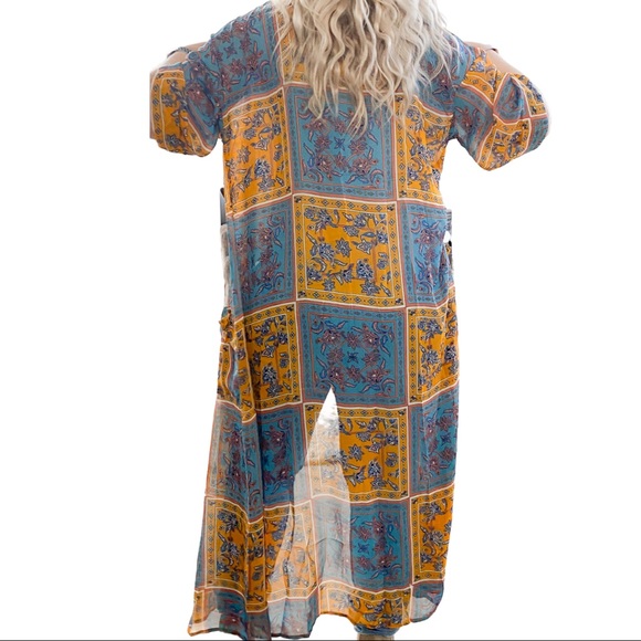 Good as Gold Kimono - Picture 2 of 5